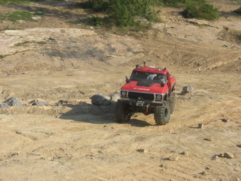 1978 Ford Bronco - This modified 1978 Ford Bronco navigates a rocky, off-road course.