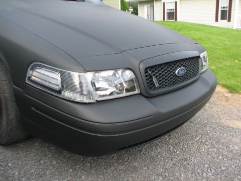 2003 Ford Crown Victoria photo