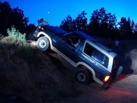 1983 Ford Bronco - Just posing - I knew I had no chance of climbing this. Thanks to FordTruckMan for lighting me up & one of his passengers for shooting this.