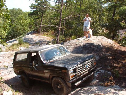 1983 Ford Bronco - Elwood then followed Rescue up Traction (52) with no problem. I then descended from the R in the trees, crossed the ledge directly behind E…