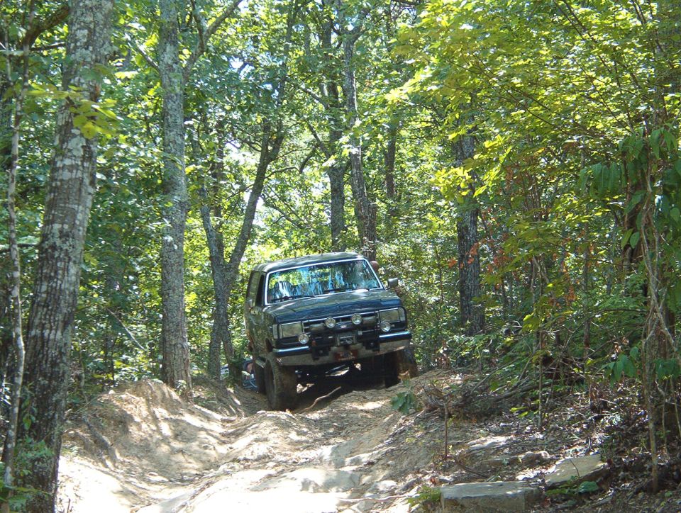 Eventually, we got back to mapping the perimeter and continued down Upper Loop. The holes are severe & offset - no way I could climb this with 2 sway bars & highway pressure.