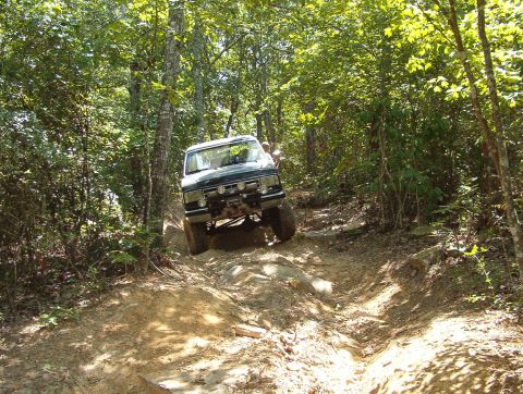 1983 Ford Bronco - Eventually, we got back to mapping the perimeter and continued down Upper Loop. The holes are severe & offset - no way I could climb this w…