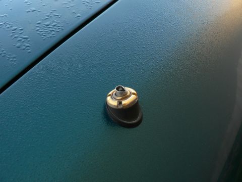 1990 Lincoln Mark VII - Broken antenna