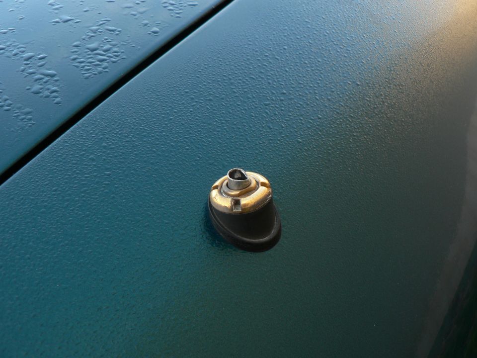 Broken antenna