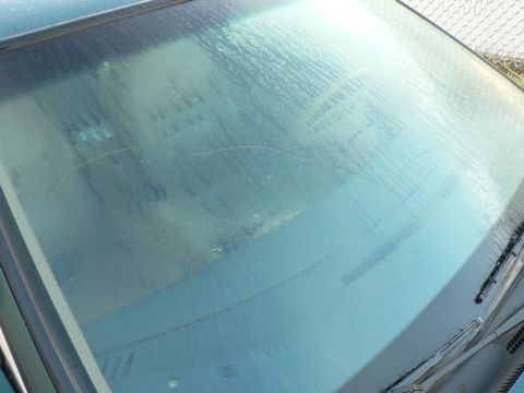 1990 Lincoln Mark VII - Cracked windshield