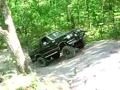 1990 Ford Bronco - Sam going up Slider