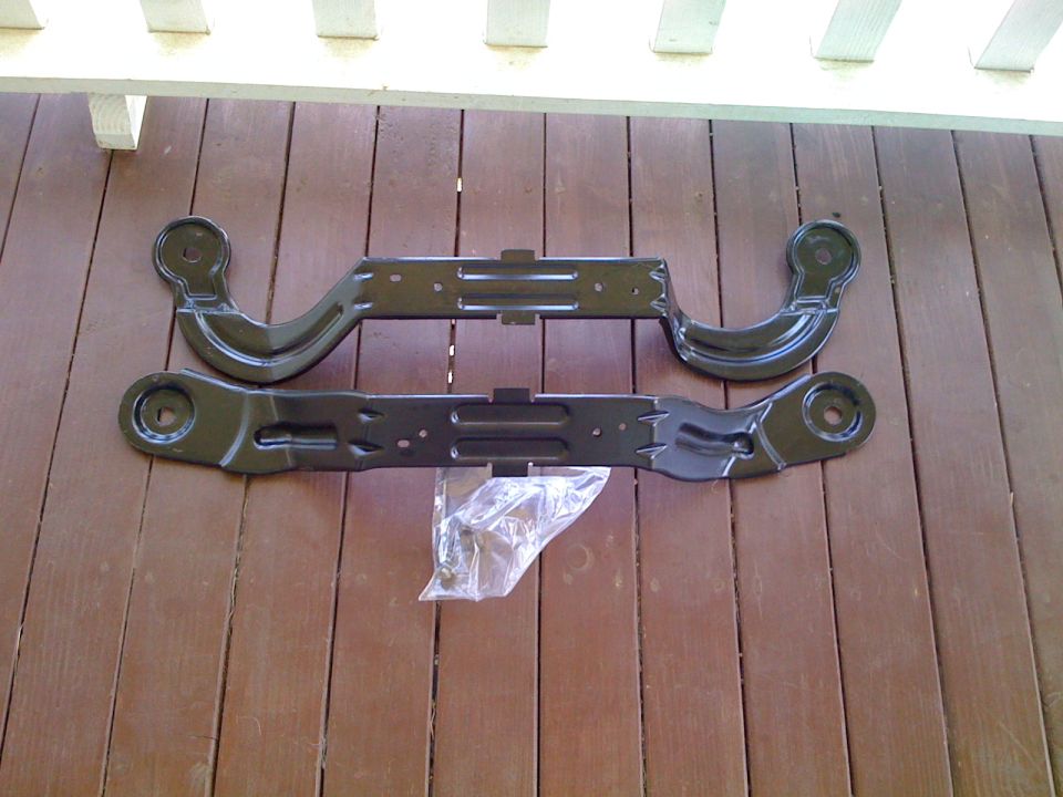 Mounts with bolts in the baggy.