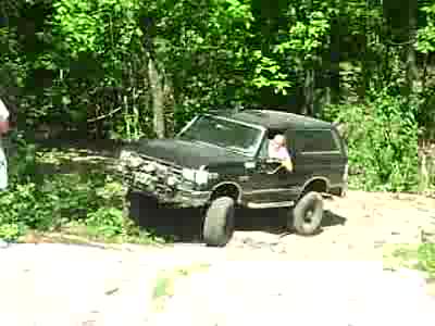 1990 Ford Bronco - Sam taking a different path to where Steve is