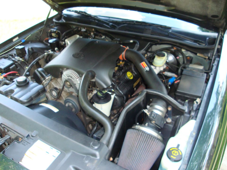 1999 Ford Crown Victoria engine bay with K&N air intake