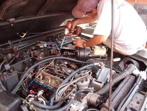 1983 Ford Bronco - TSB 93-23-14 Gasket Removal Publication Date: NOVEMBER 10, 1993 FORD: 1988-93 CROWN VICTORIA, ESCORT, FESTIVA, MUSTANG, TAURUS, TEMPO, THUN…