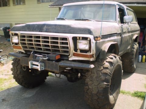 1978 Ford Bronco - This lifted 1978 Ford Bronco features a prominent winch and oversized off-road tires.