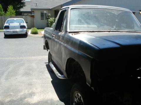1990 Ford Bronco - This Ford Bronco appears to be from the early 1980s, not 1990, based on its body style.