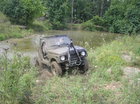 1987 Suzuki Samurai photo