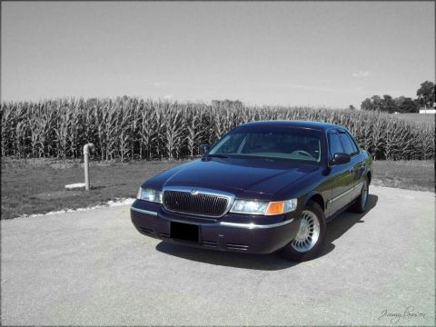 1999 Ford Crown Victoria photo