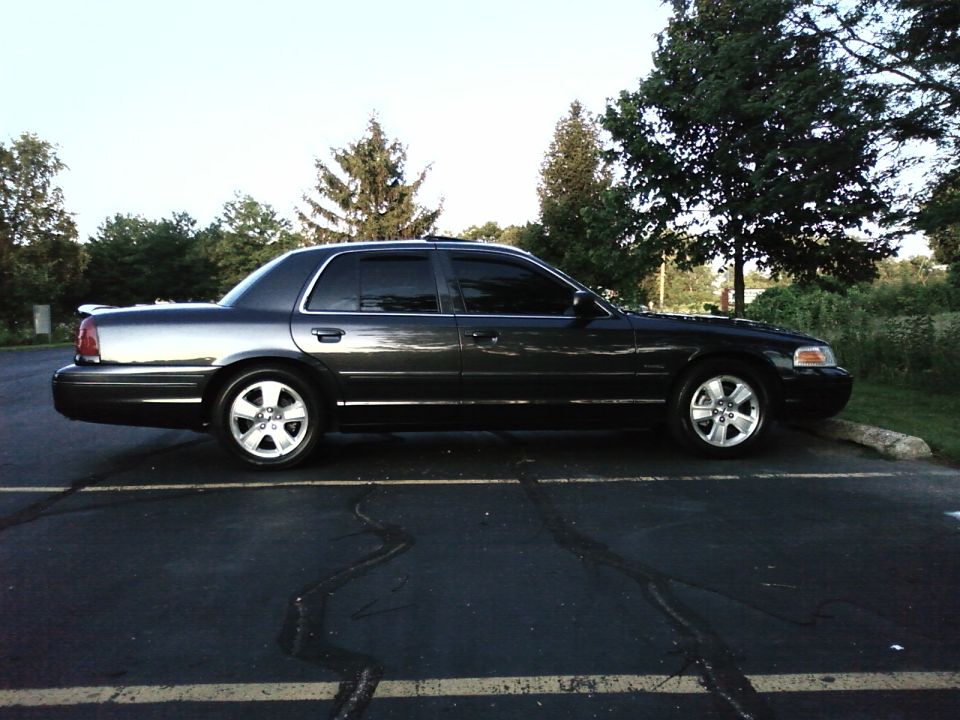 2004 Ford Crown Victoria “P74”