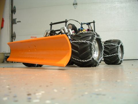 2005 Hummer H3 “Traxxas T-Maxx”