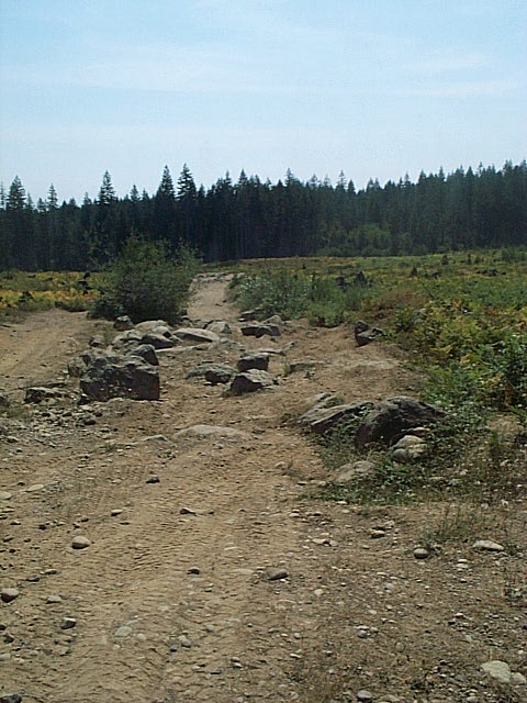 1986 Ford Bronco - There were several small rock paths, all with by passes.