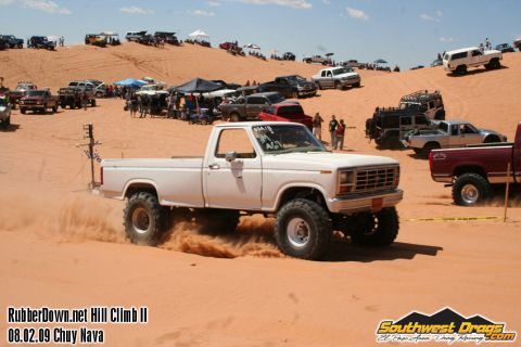 1995 Ford Bronco - uphill sand drag