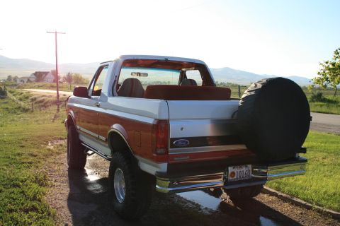 1993 Ford Bronco photo