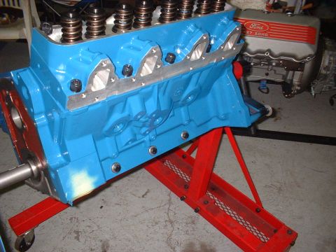 1968 Ford Galaxie - Engine block on stand, with a Ford 272 2V engine visible in the background.