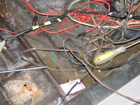 1999 Ford Crown Victoria - All extra wiring crap and water