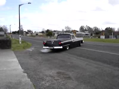 1958 Ford Ranchero - testing the tread