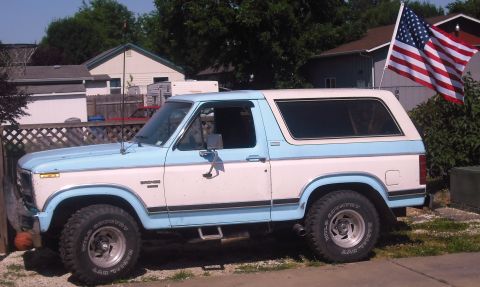 1982 Ford Bronco photo