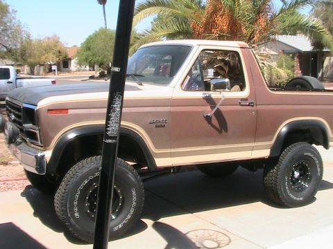 1985 Ford Bronco photo