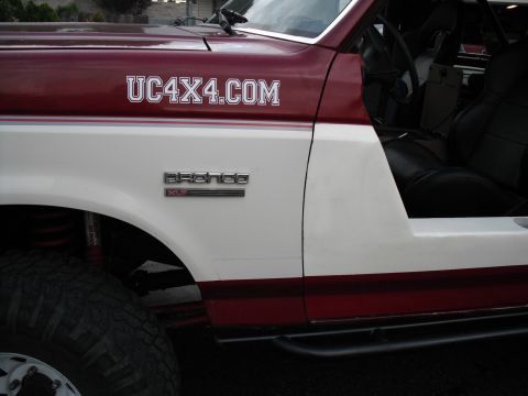 1991 Ford Bronco - This 1991 Ford Bronco features a two-tone paint scheme and custom badging.