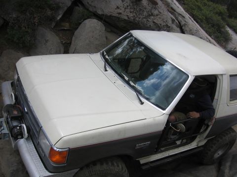 1989 Ford Bronco - This Ford Bronco's body style suggests a model year earlier than 1989.