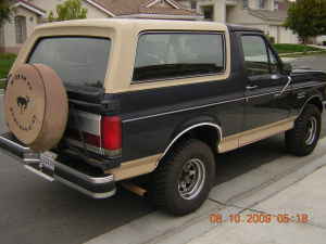 1990 Ford Bronco photo