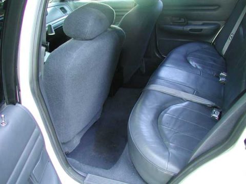 1999 Ford Crown Victoria photo