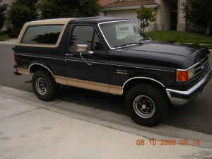 1990 Ford Bronco - This 1990 Ford Bronco is parked curbside on a sunny day.