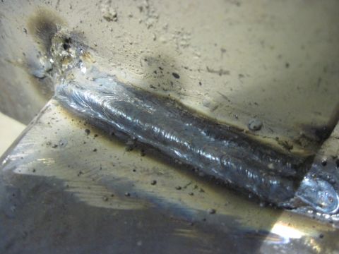 1979 Ford Bronco - crossmember welds