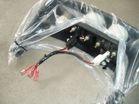 2003 Ford Crown Victoria - 3W3Z5404810AAB gauge Housing 3W3Z-10A835-AA voltage 3W3Z-9G272-BA oil W704021S309 clips please see `Column Shift to Floor Shift` to view pi…
