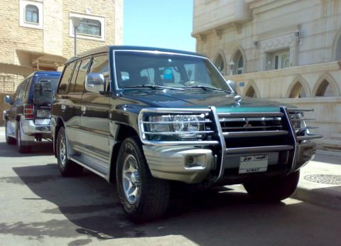 2000 Mitsubishi Montero “P”