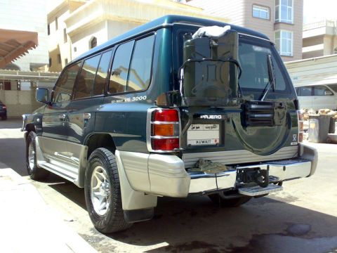 2000 Mitsubishi Montero “P”