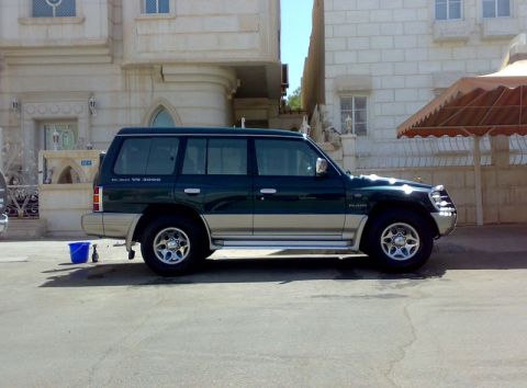 2000 Mitsubishi Montero “P”