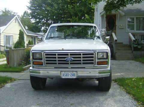 1985 Ford Bronco photo