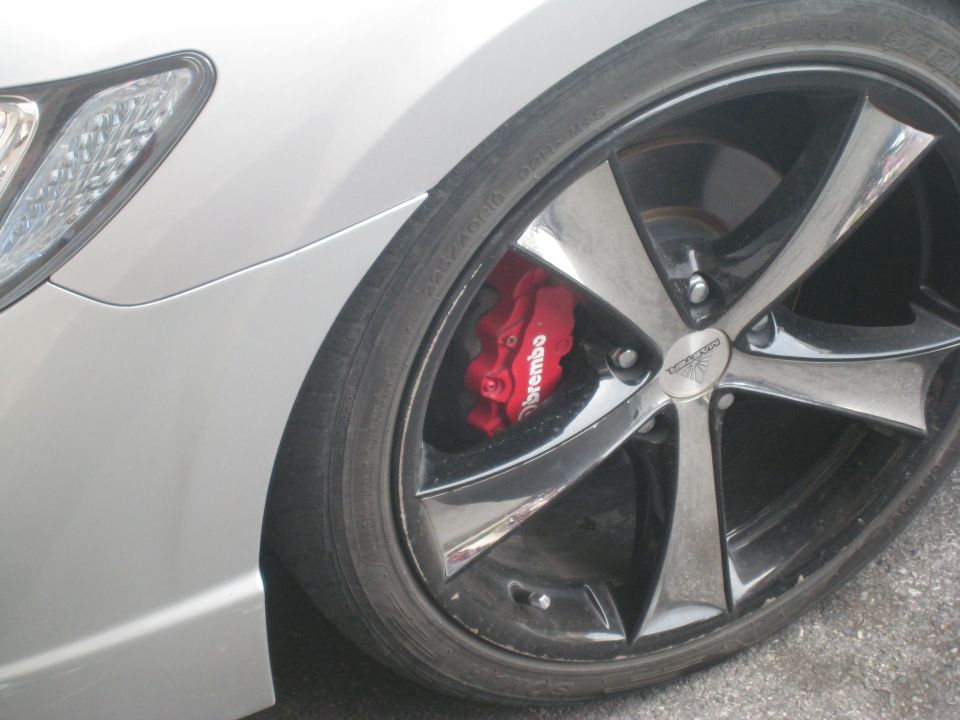 Screw or clip on Brembo covers for stock calipers