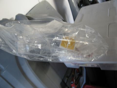 1986 Ford Bronco - Model kit parts are visible inside clear plastic packaging.