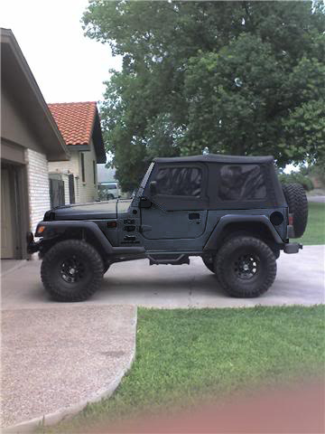 1985 Ford Bronco photo