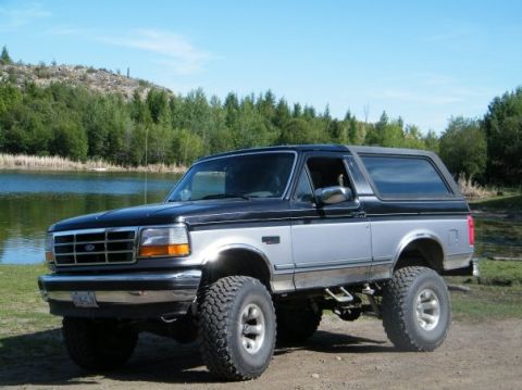1995 Ford Bronco photo