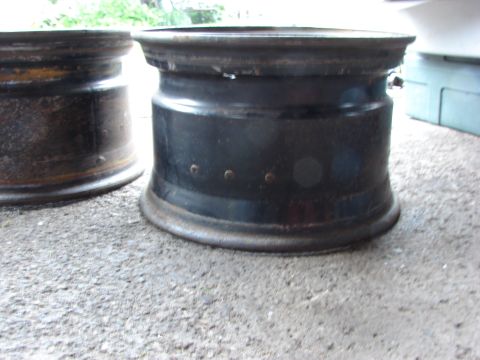 1985 Ford F-150 - OEM Ford Camper Special Wheels - 16.5 x 9.75