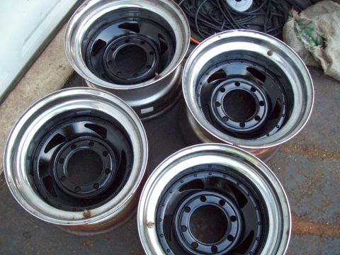 1989 Ford F-150 - 16.5 in rims