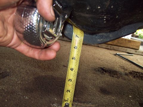 1989 Ford F-150 - ground clearance at the pig with 29" tires....ouch! might have to shave that boat anchor there a bit