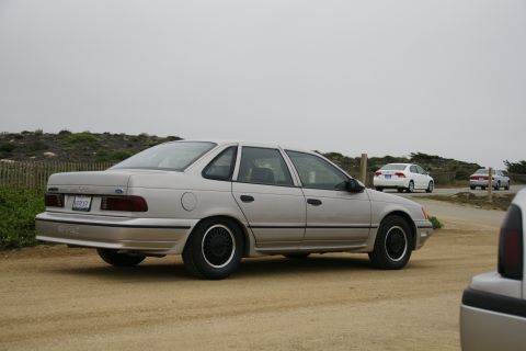 1990 Ford Taurus - This sedan has a boxy shape and a rear design that points to an earlier model year than claimed.