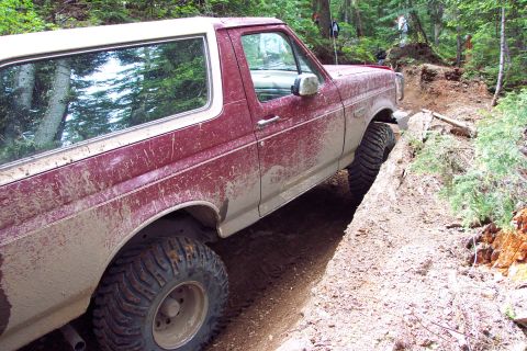 1989 Ford F-150 - Tough Hill on Naches Trail (Kaner Flats - WA).