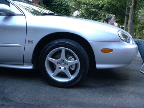 1998 Ford Taurus - Front wheel shot after cleaning and painting the calipers...