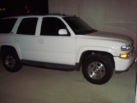 2004 Chevrolet Tahoe - Side Shot